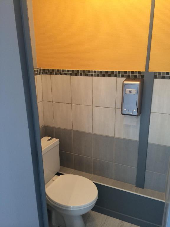 Hotel Le Fecamp Bolbec Ruang foto