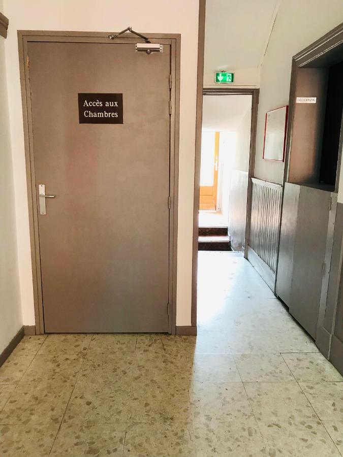 Hotel Le Fecamp Bolbec Bagian luar foto